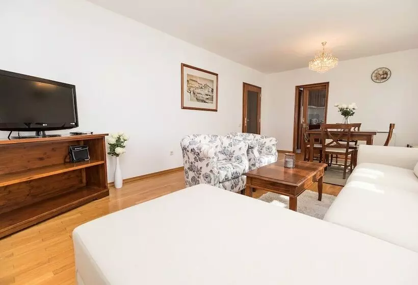 Apartments Villa Castello