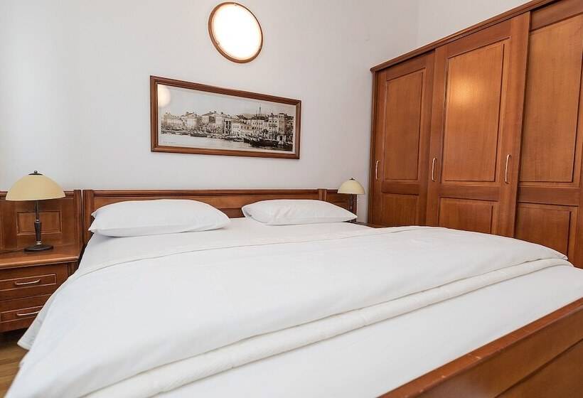 Apartments Villa Castello