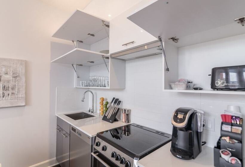 Parc Avenue Residence Mile End