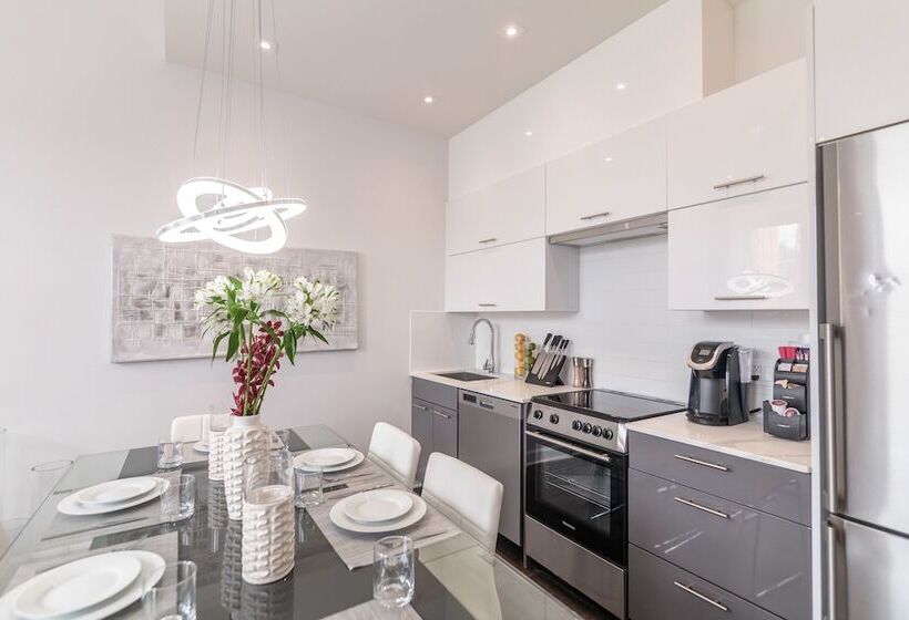 Parc Avenue Residence Mile End