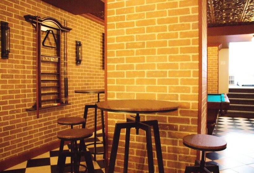 Parc Avenue Residence Mile End