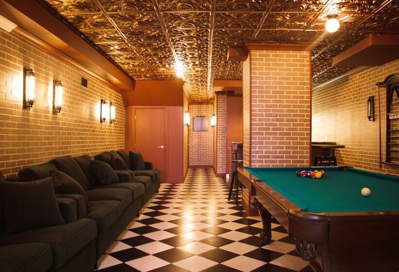 Parc Avenue Residence Mile End