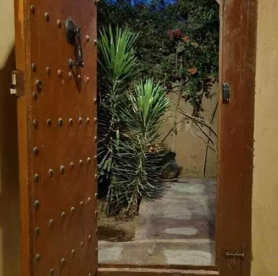 پانسیون Dar Boumida