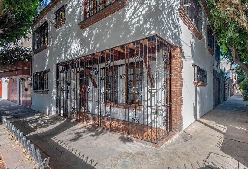 ペンション Finca Coyoacan