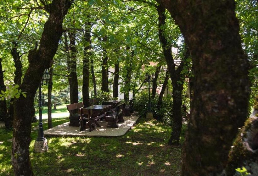 پانسیون Holiday Resort Zlatni Dol Mostar