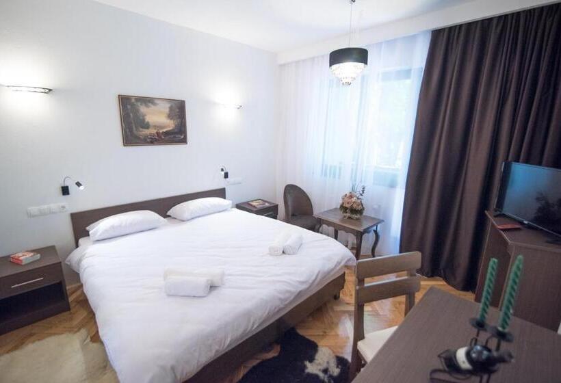 پانسیون Holiday Resort Zlatni Dol Mostar