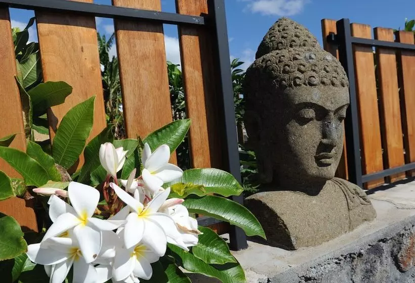 پانسیون Leu Bleu Austral