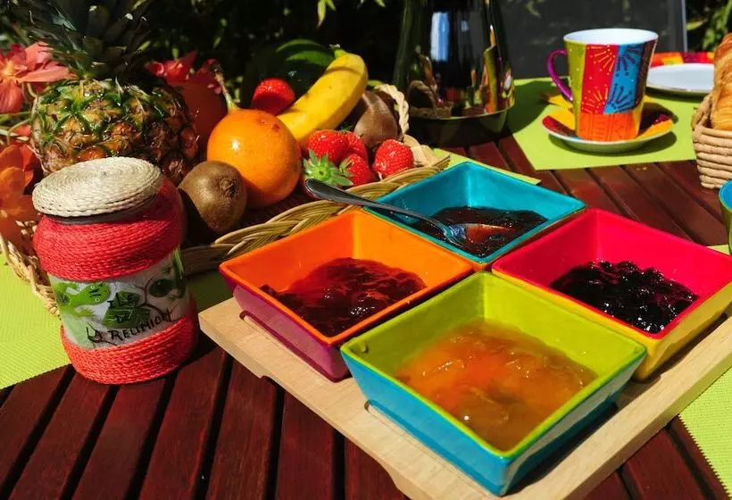 پانسیون Leu Bleu Austral