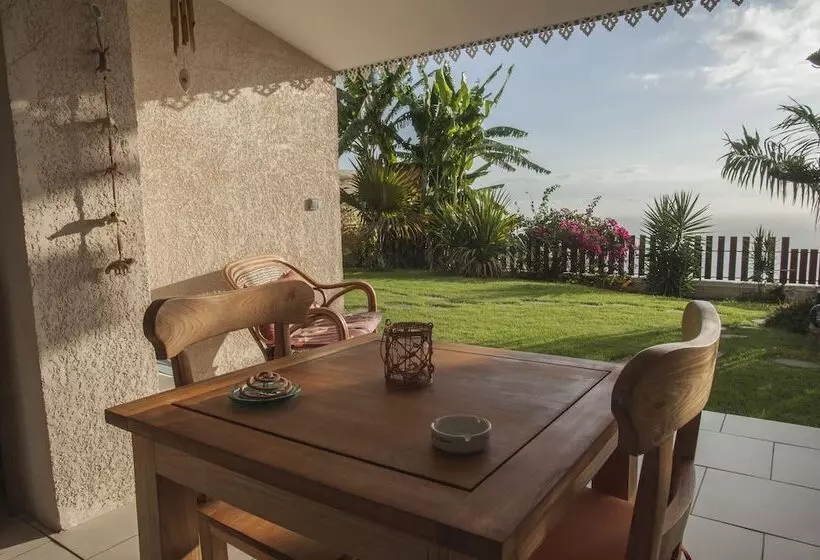 پانسیون Leu Bleu Austral