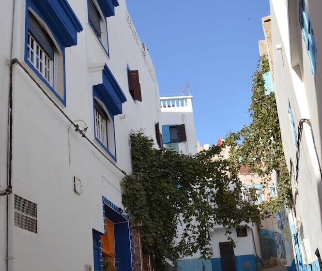 פנסיון Mouja Surf Camp