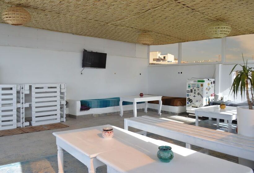 פנסיון Mouja Surf Camp