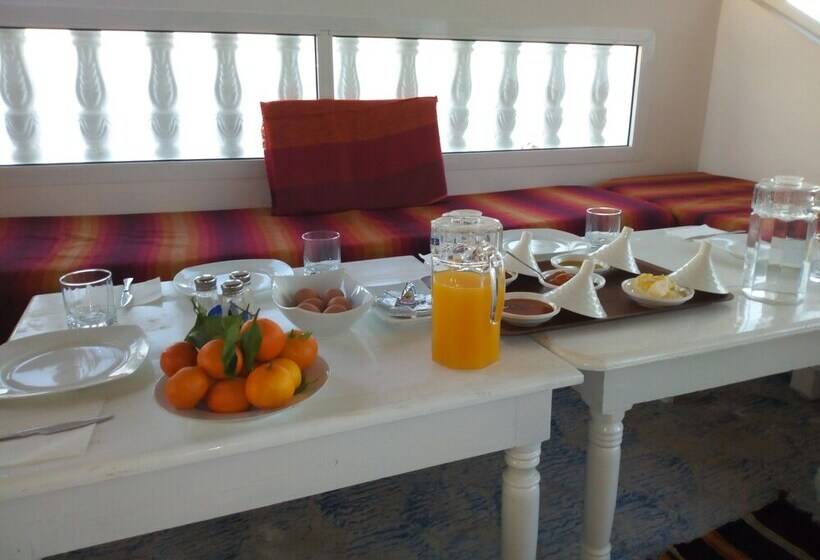 פנסיון Mouja Surf Camp