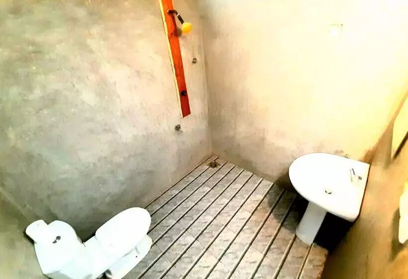 Majatalo Priya Homestay Kandalama
