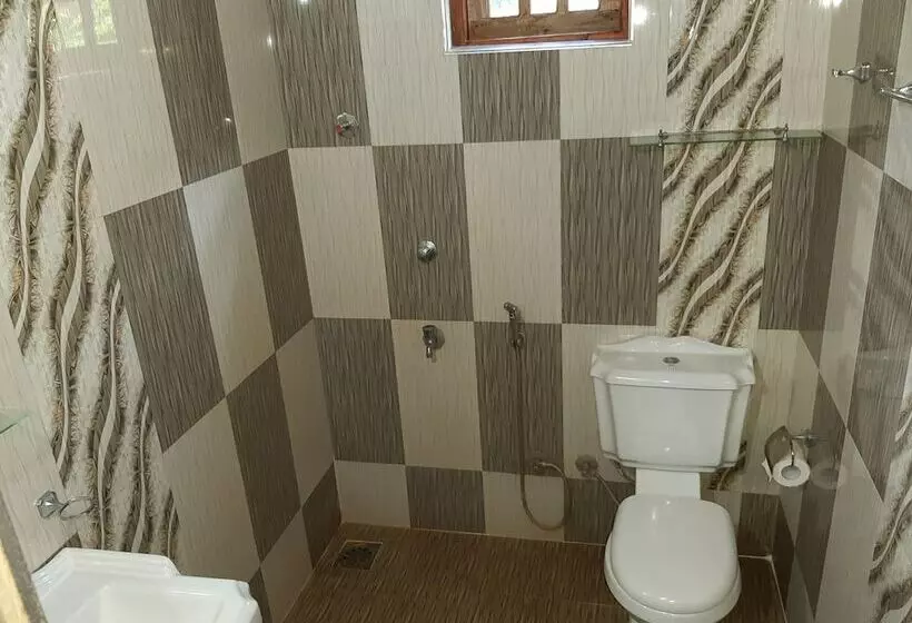 Majatalo Priya Homestay Kandalama