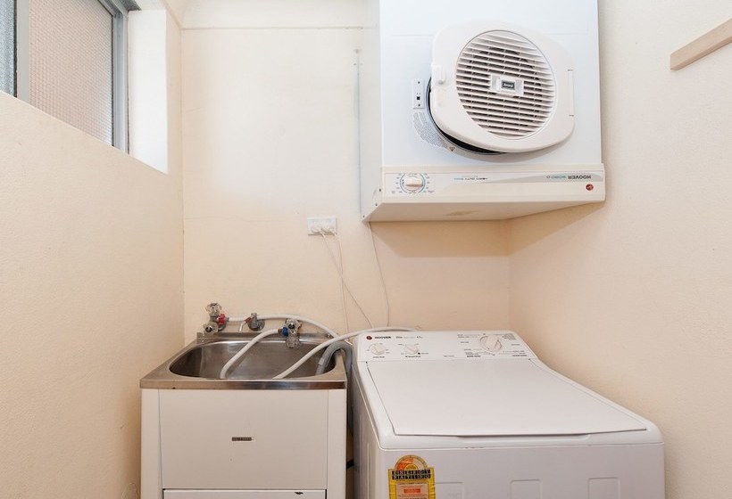 Thurlow Lodge Unit 6 Thurlow Avenue 6