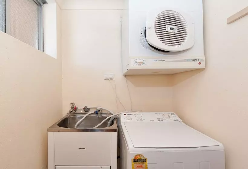 Thurlow Lodge Unit 6 Thurlow Avenue 6