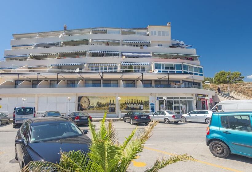 Pensionat Luxury Rooms   Seven