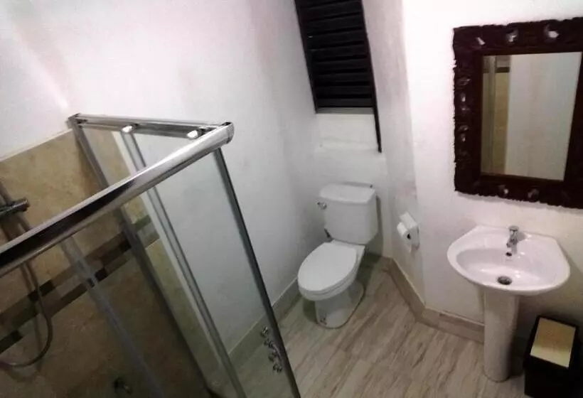 Retkeilymaja Escolta's Homey Lodge