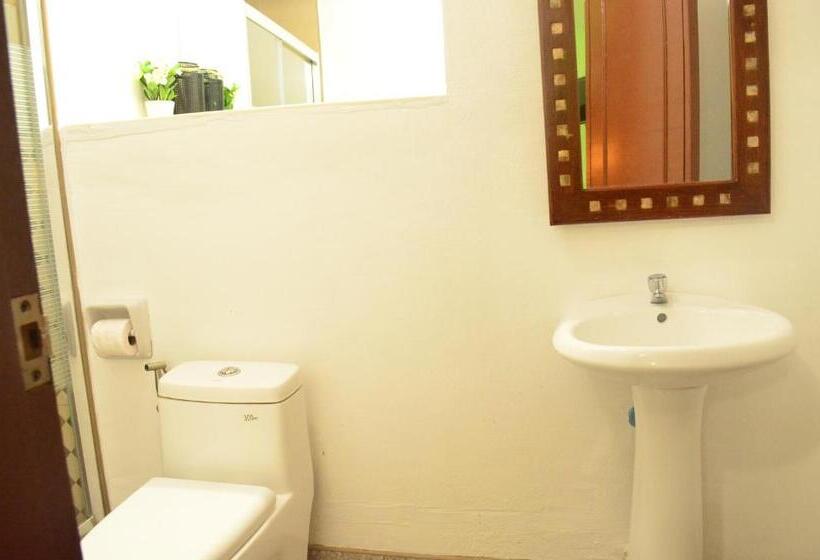 Hostel Escolta's Homey Lodge