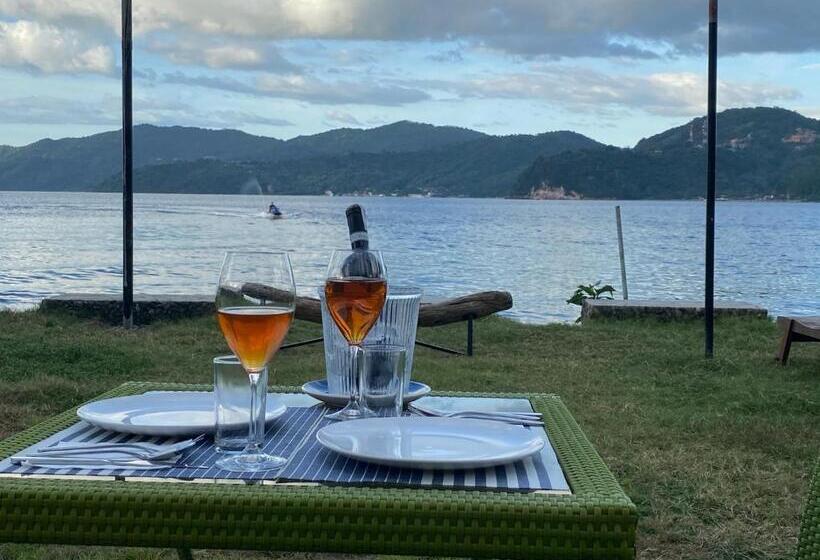 Saltitude Dive & Beach Resort