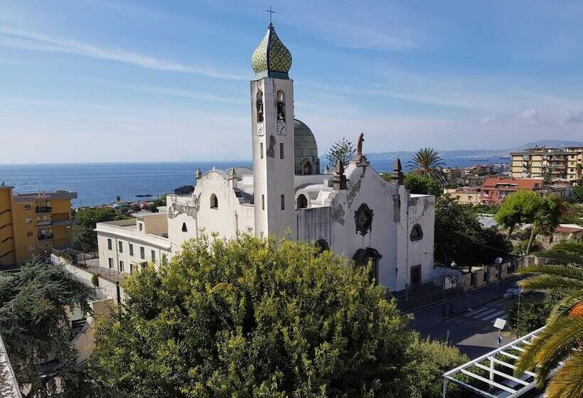 هتل Albergo Santa Teresa