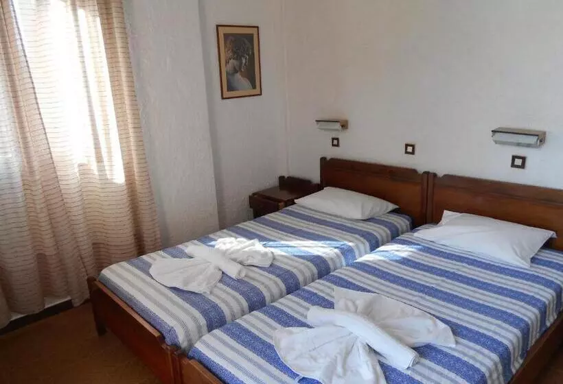 Hotel Pythais