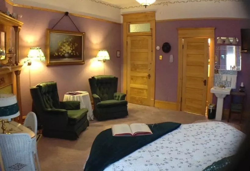 Ferris Mansion Bed & Breakfast