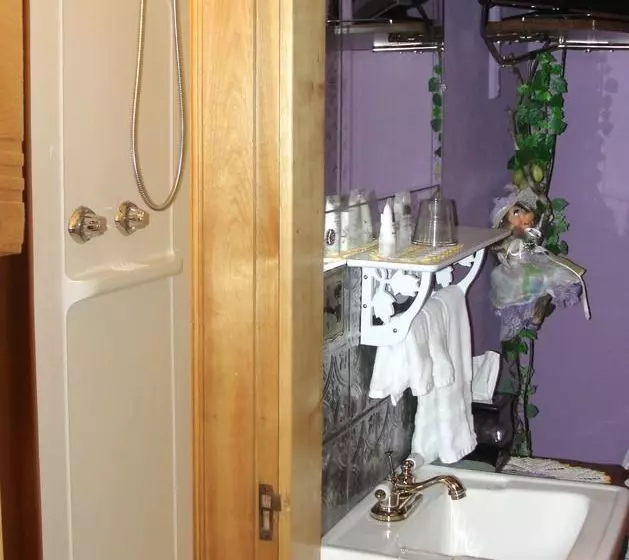 Ferris Mansion Bed & Breakfast