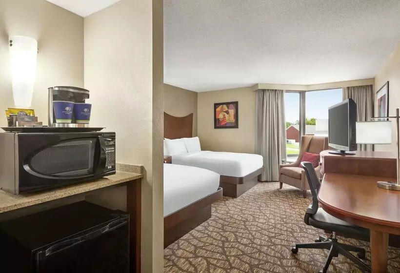 Doubletree By Hilton Hotel Jackson