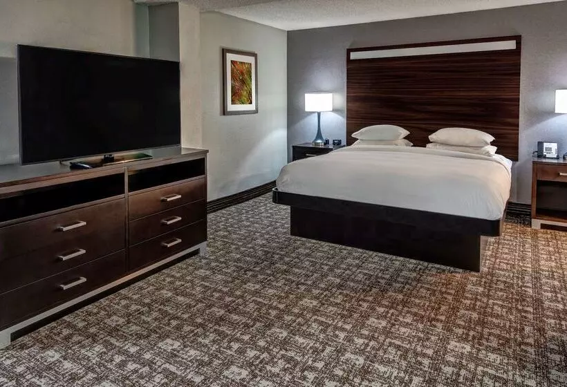 Doubletree By Hilton Hotel Jackson