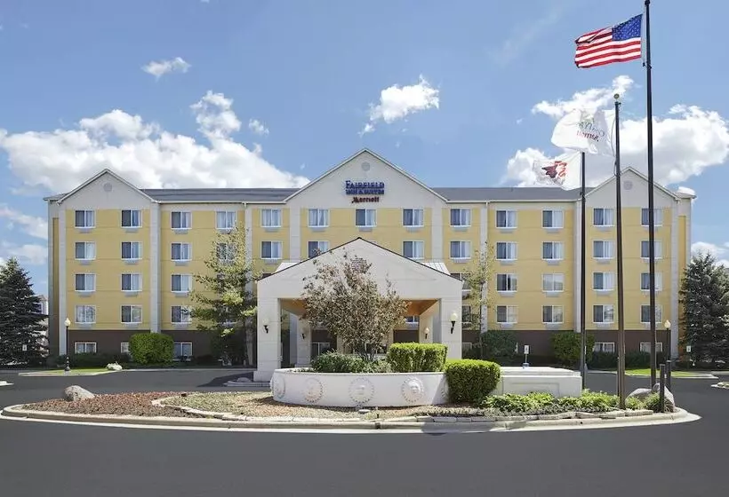 Отель Fairfield Inn & Suites Chicago Midway Airport