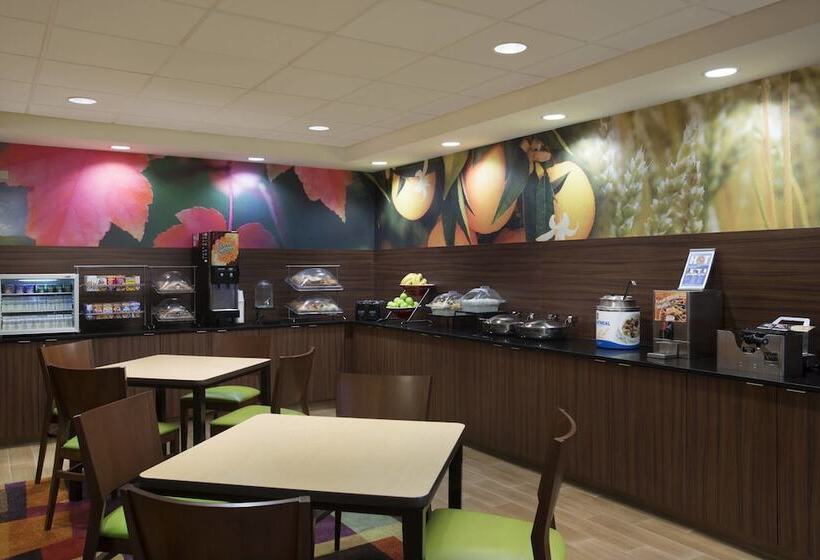 فندق Fairfield Inn & Suites Chicago Midway Airport