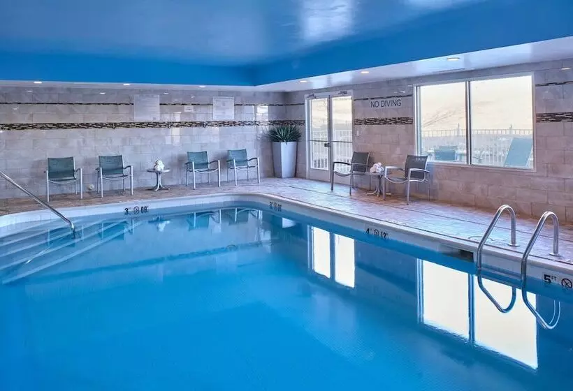 ホテル Fairfield Inn By Marriott Kalamazoo West