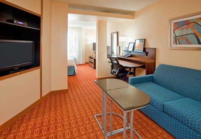 هتل Fairfield Inn And Suites Austin South