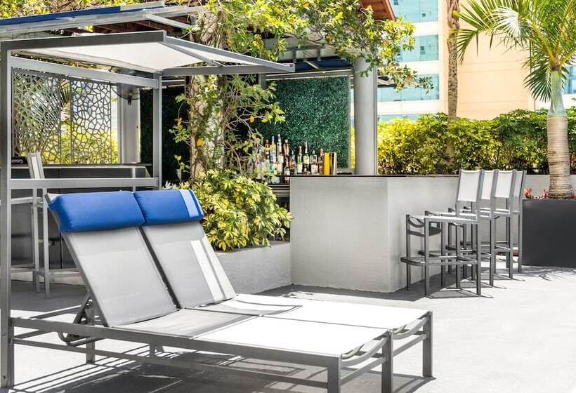 Fortune House Hotel Suites