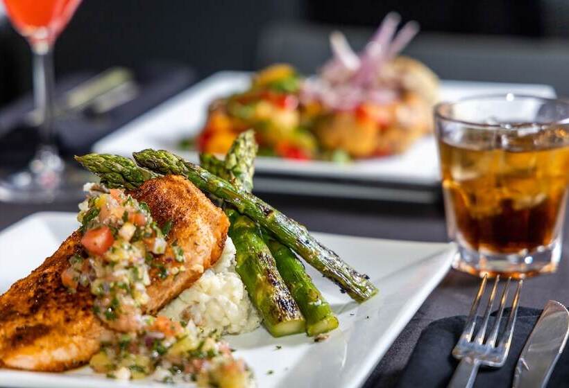 Fortune House Hotel Suites