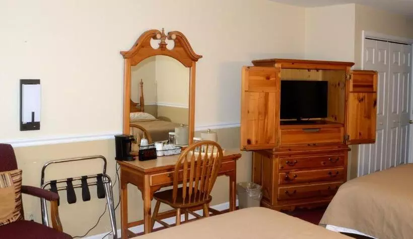 Hotel Four Seasons Country Inn