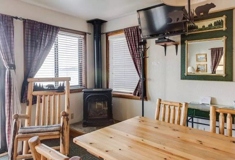 ホテル Franciscan Lodge