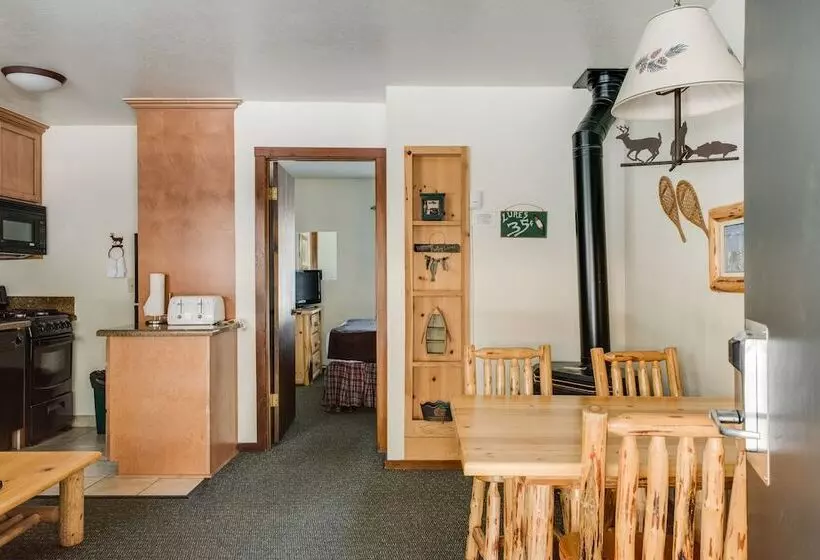 ホテル Franciscan Lodge