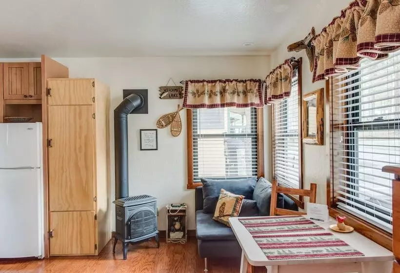 ホテル Franciscan Lodge