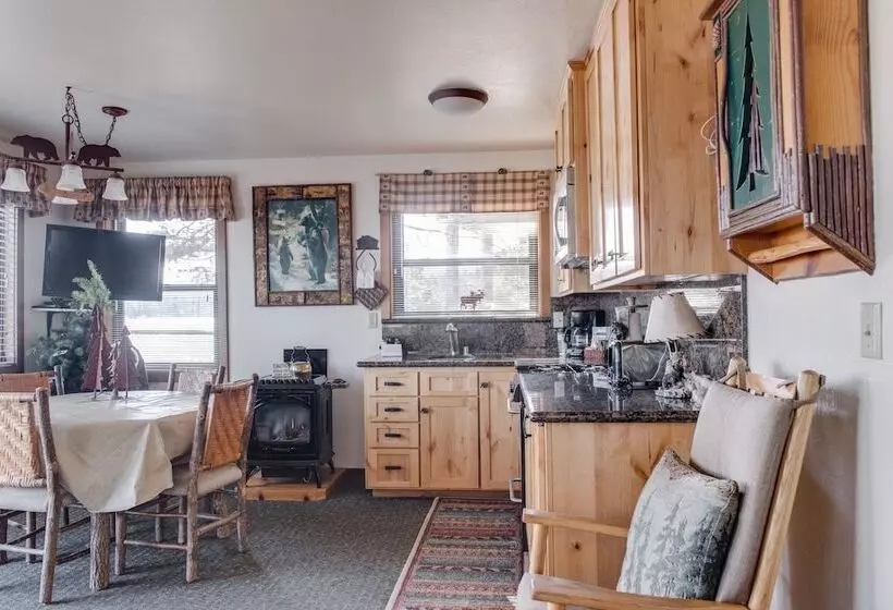 ホテル Franciscan Lodge