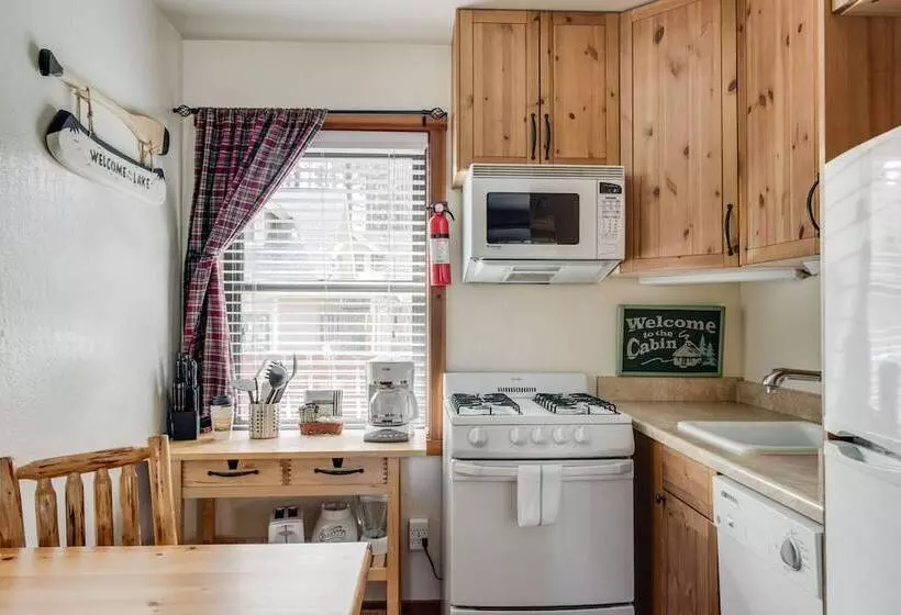 ホテル Franciscan Lodge