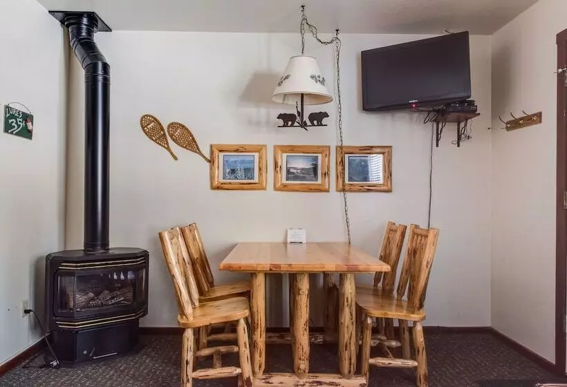 ホテル Franciscan Lodge