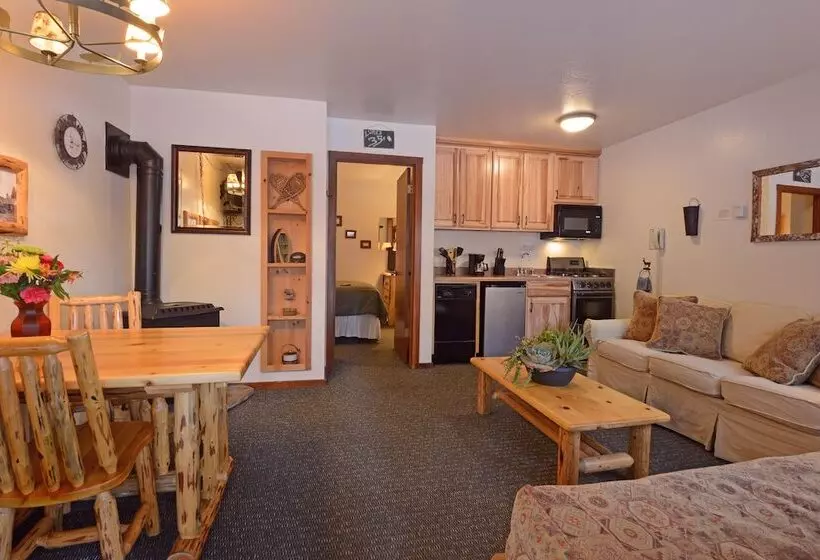 ホテル Franciscan Lodge