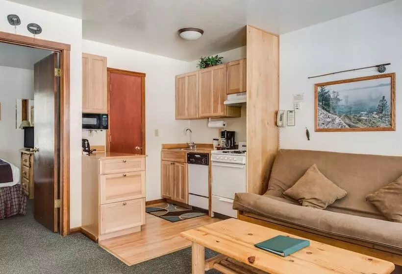 ホテル Franciscan Lodge