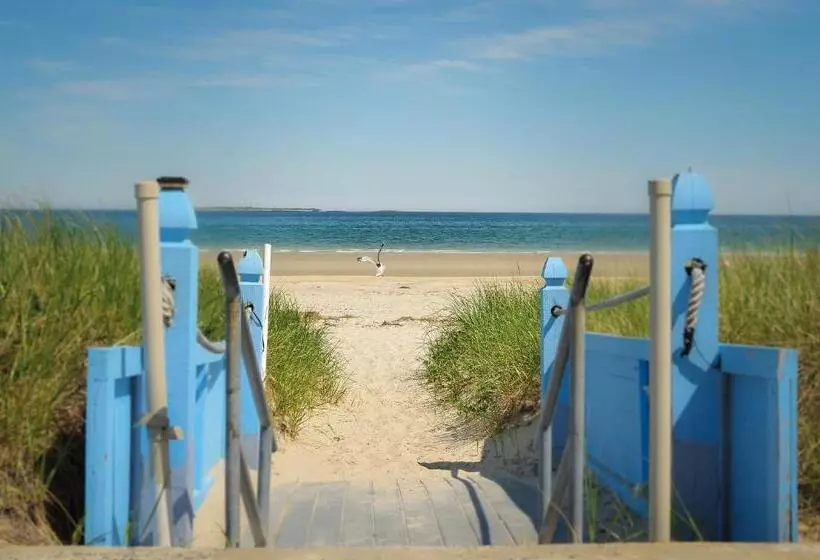 ホテル Friendship Oceanfront Suites