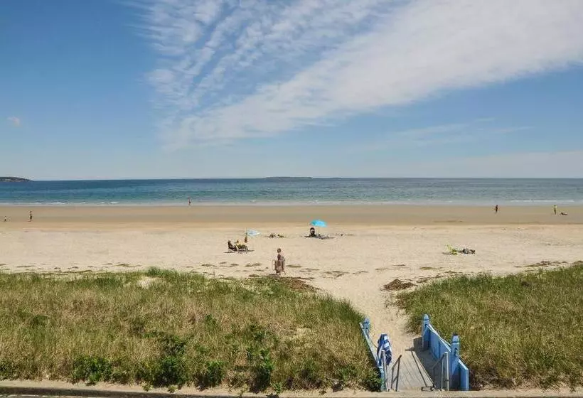 ホテル Friendship Oceanfront Suites