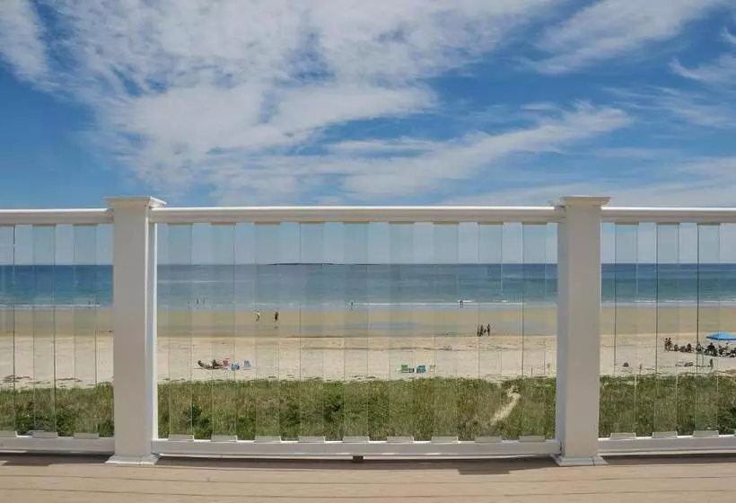 ホテル Friendship Oceanfront Suites