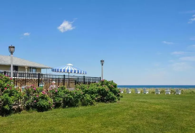 ホテル Friendship Oceanfront Suites