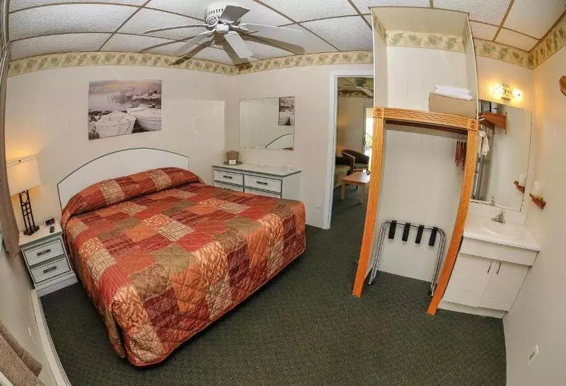 ホテル Friendship Oceanfront Suites